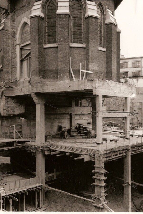 Capture Église Construction